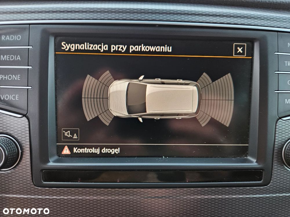 Volkswagen Golf Sportsvan 2.0 TDI BlueMotion Technology Lounge - 18
