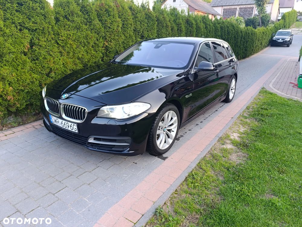 BMW Seria 5 520d M Sport Edition - 1