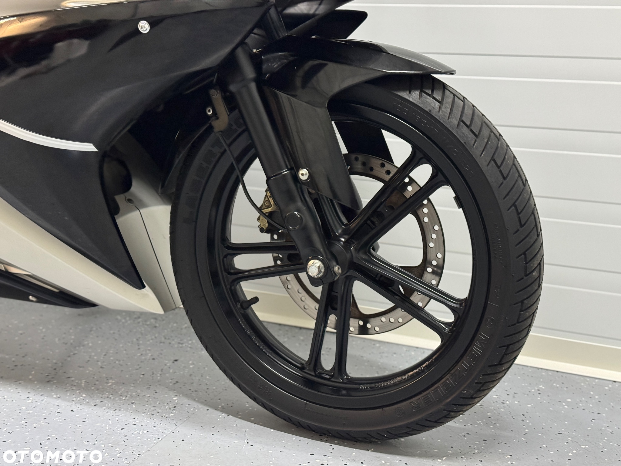 Yamaha R125 - 6