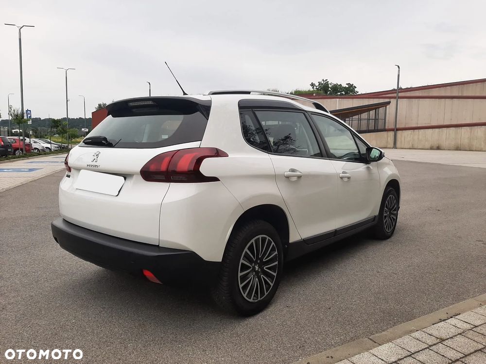 Peugeot 2008 1.5 BlueHDi Active S&S - 10
