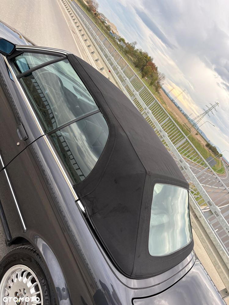 BMW Seria 3 320i - 15