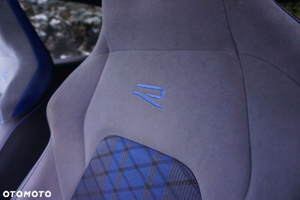 Volkswagen Golf 2.0 TSI 4Motion R DSG - 14