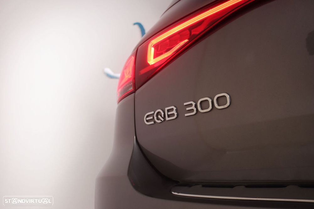 Mercedes-Benz EQB 300 4Matic - 8