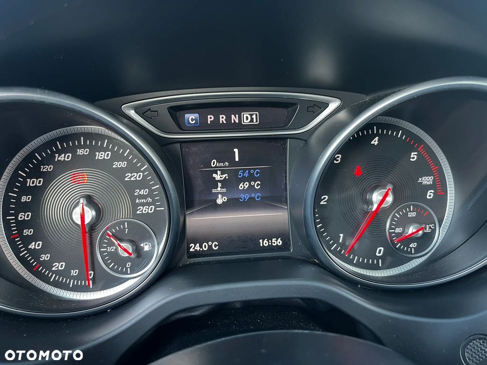 Mercedes-Benz CLA - 35