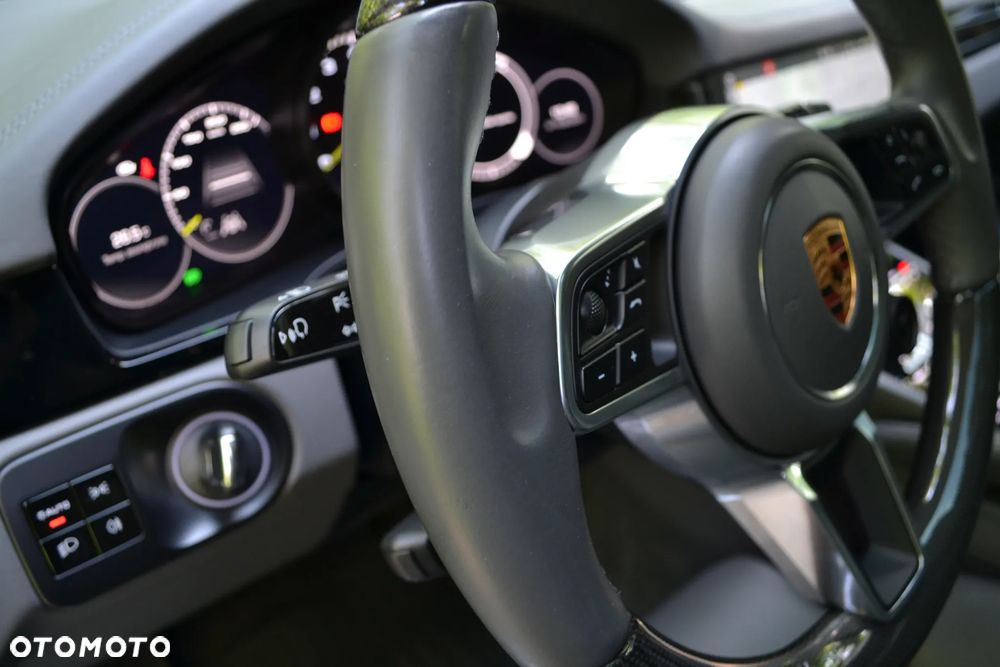 Porsche Cayenne E-Hybrid - 16