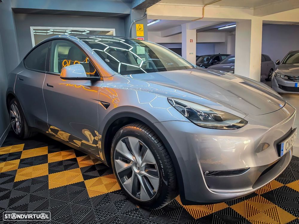 Tesla Model Y 2023 photo 5