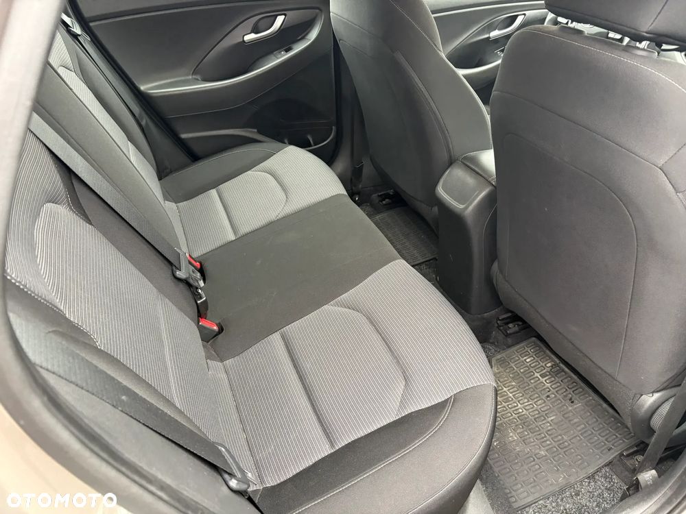 Hyundai i30 1.4 Classic + - 20