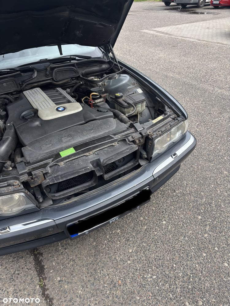 BMW Seria 7 - 13