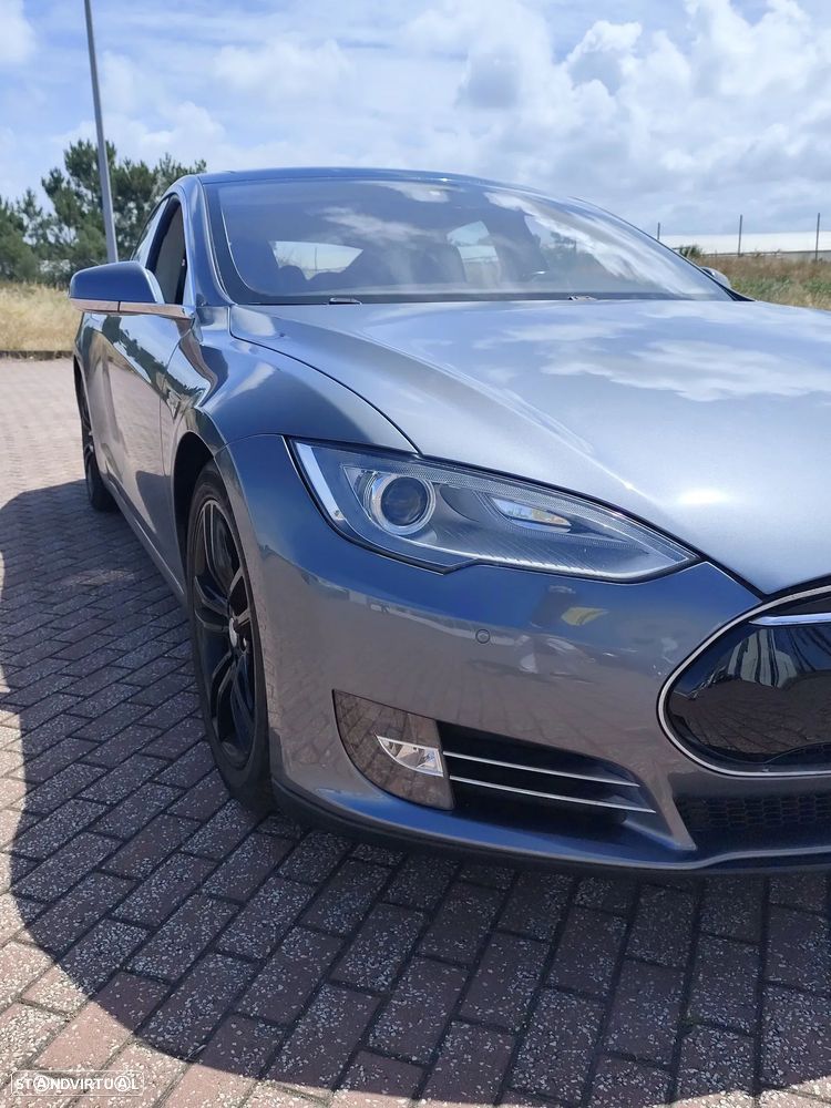 Tesla Model S 85 Perfomance - 8