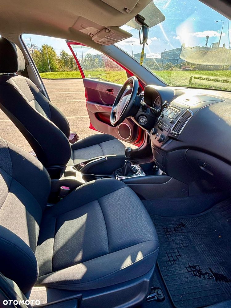Hyundai i30 1.4 Blue Classic - 8
