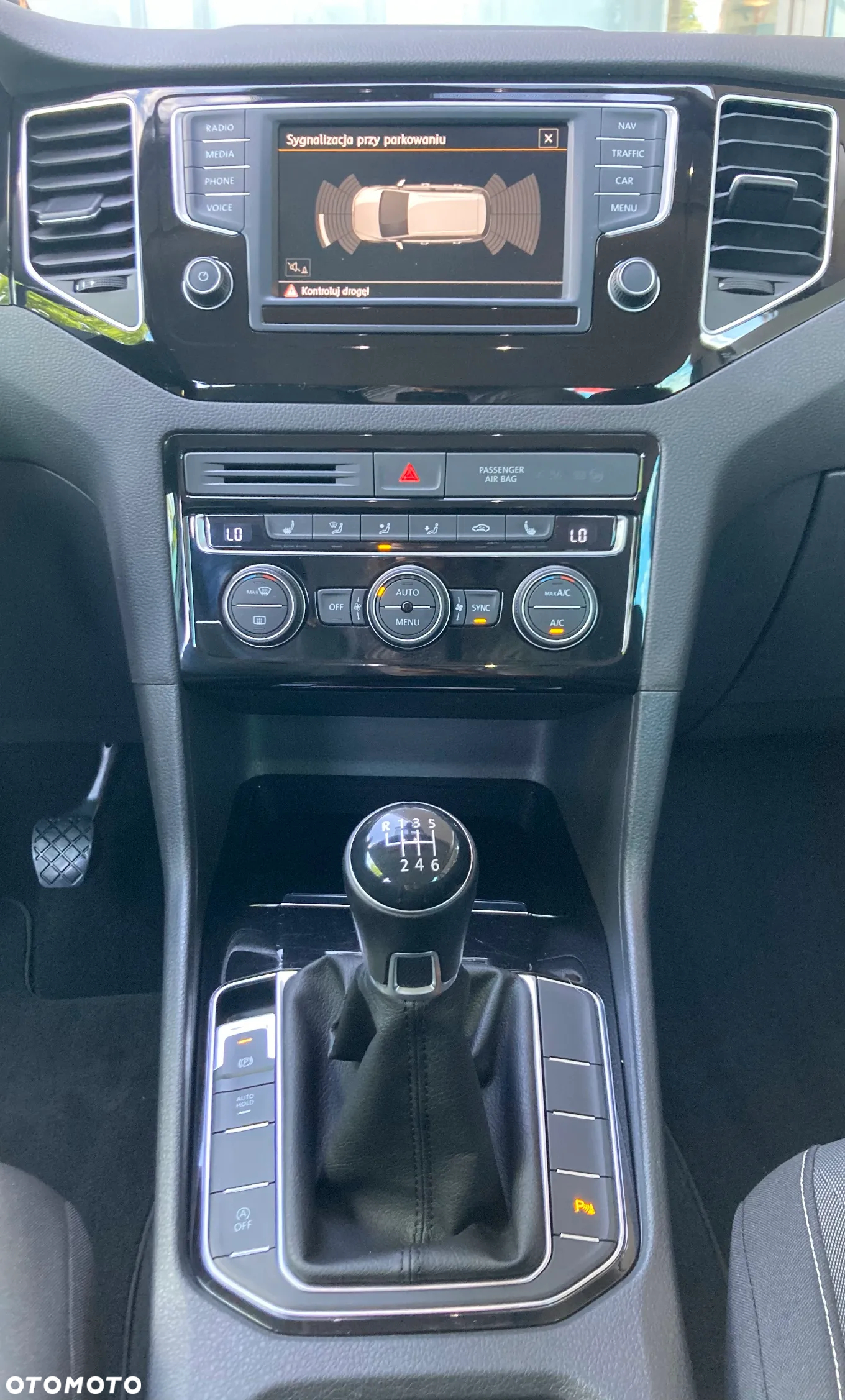 Volkswagen Golf Sportsvan VII SV 1.4 TSI BMT Highline - 16