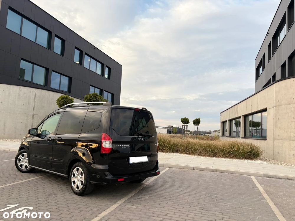 Ford Tourneo Courier 1.0 EcoBoost Sport - 22