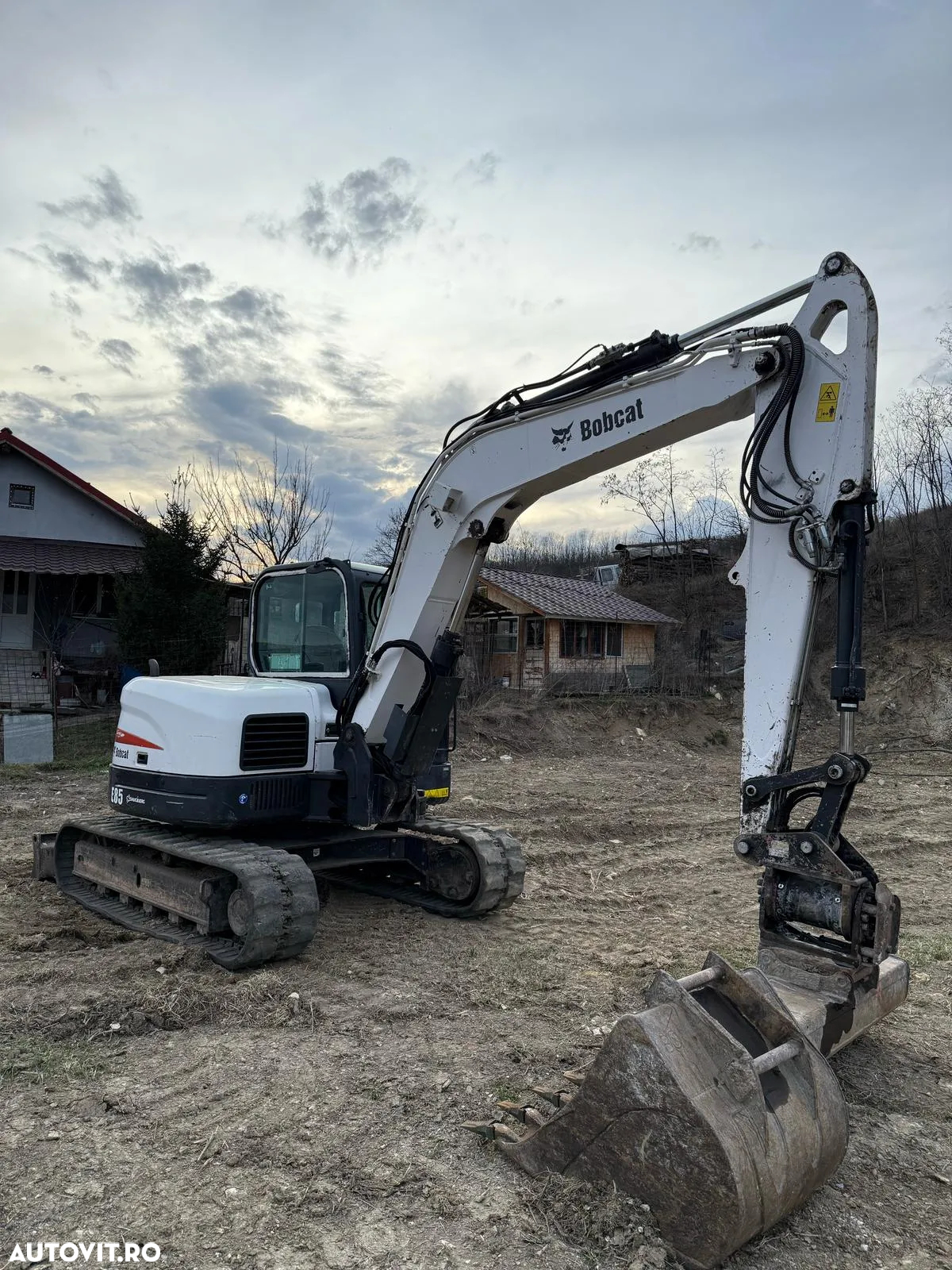Bobcat E85 Mini excavator - 5
