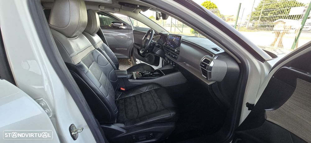 Citroën C5 X 1.6 Hybrid Shine Pack e-EAT8 - 29