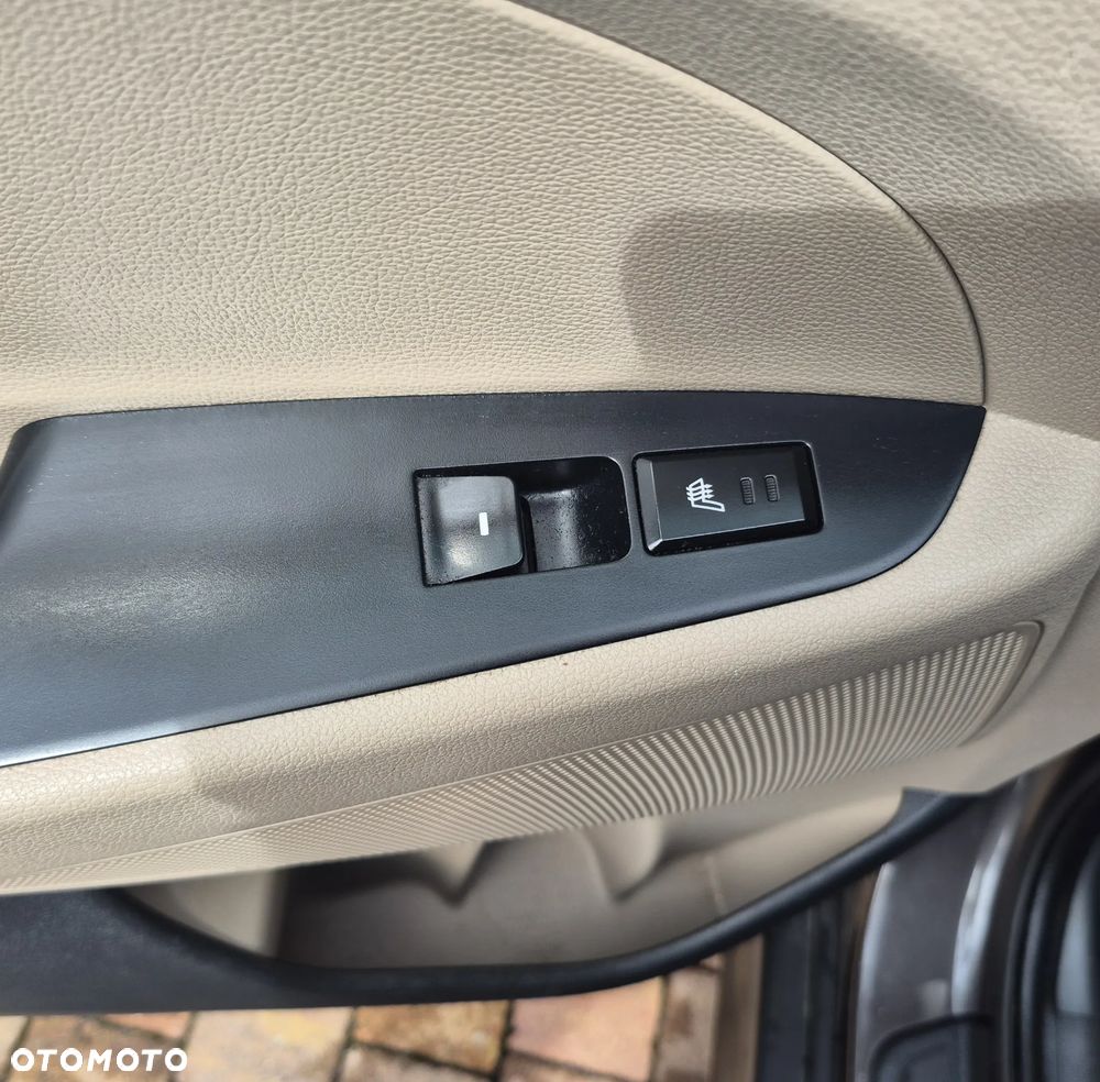 Hyundai Tucson 1.7 CRDI BlueDrive Comfort 2WD - 19