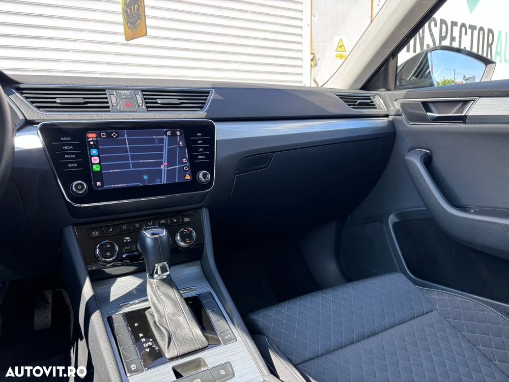 Skoda Superb 2.0 TDI DSG Style - 29