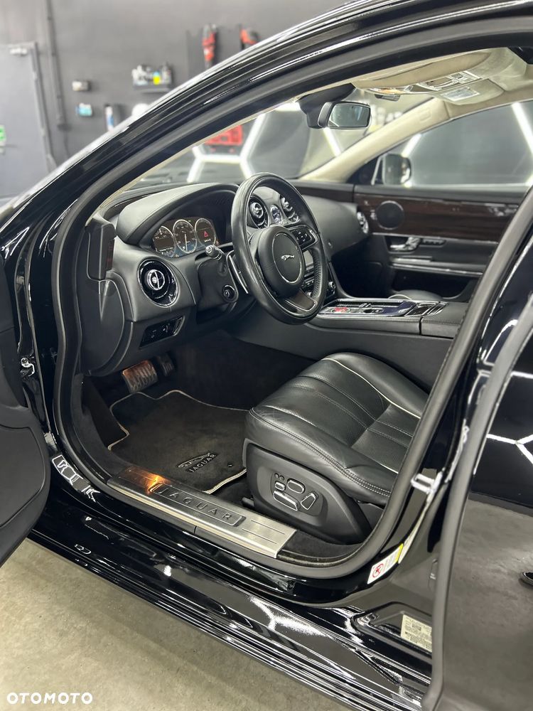 Jaguar XJ 5.0 V8 Langversion Premium Luxury - 9