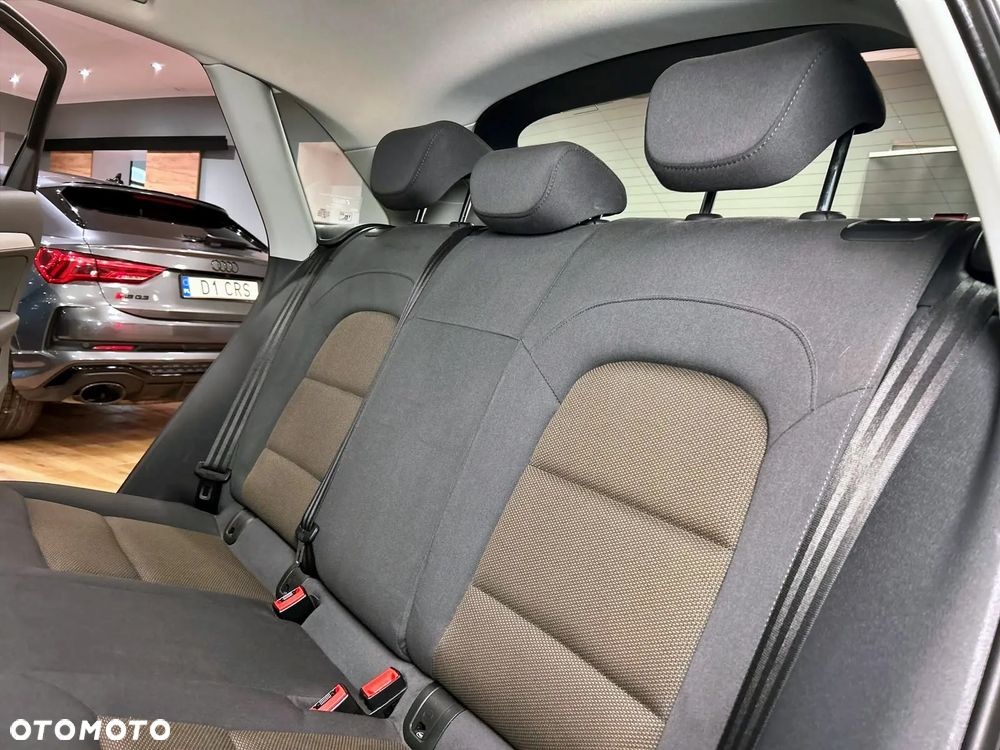 Audi Q3 1.4 TFSI Sport S tronic - 8