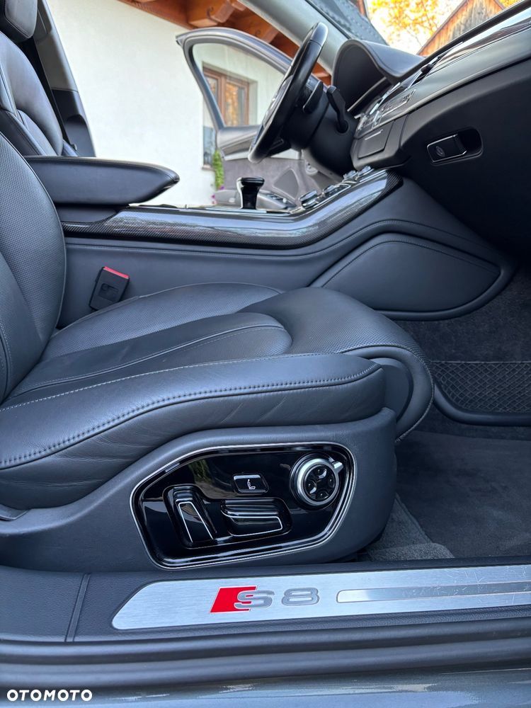 Audi S8 4.0 TFSI Quattro - 28