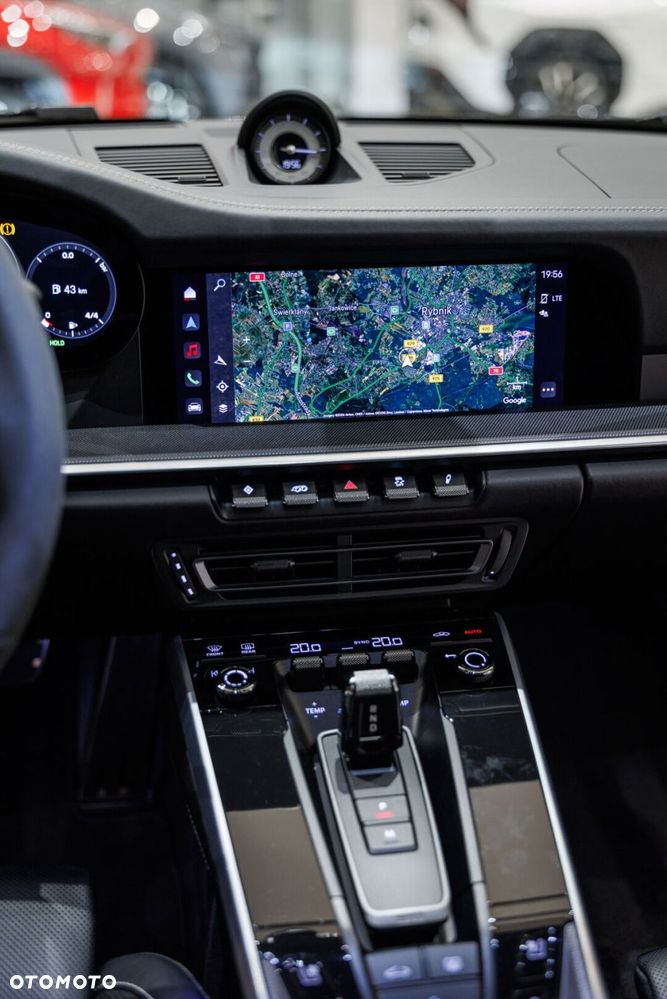 Porsche 911 Turbo - 24