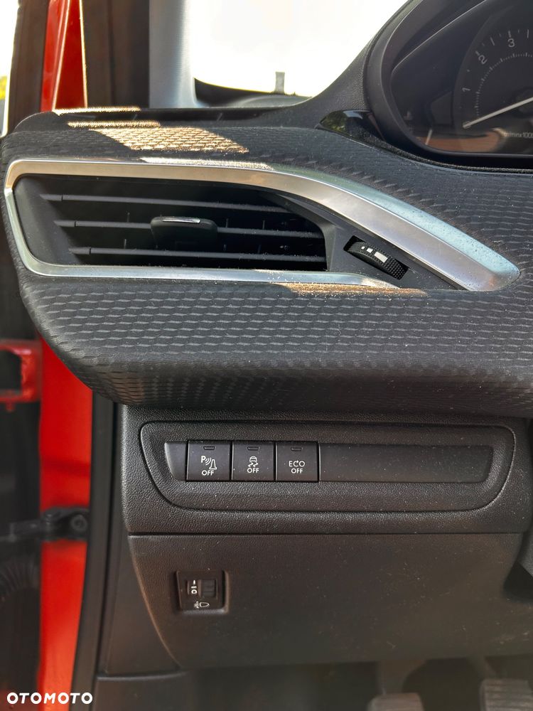 Peugeot 208 PureTech 110 Stop & Start Allure - 13