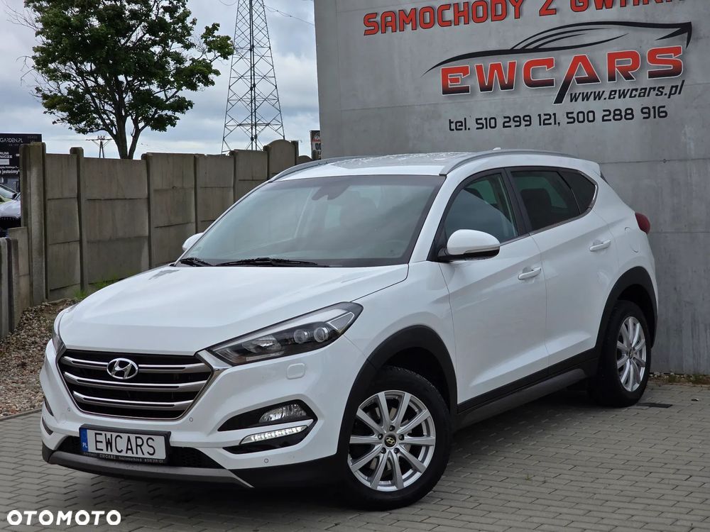 Hyundai Tucson 2.0 CRDi 4WD Automatik Advantage - 23
