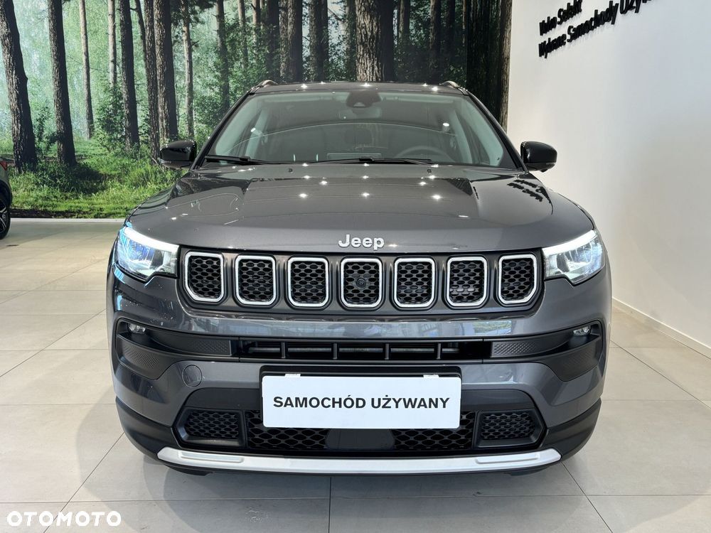 Jeep Compass - 10