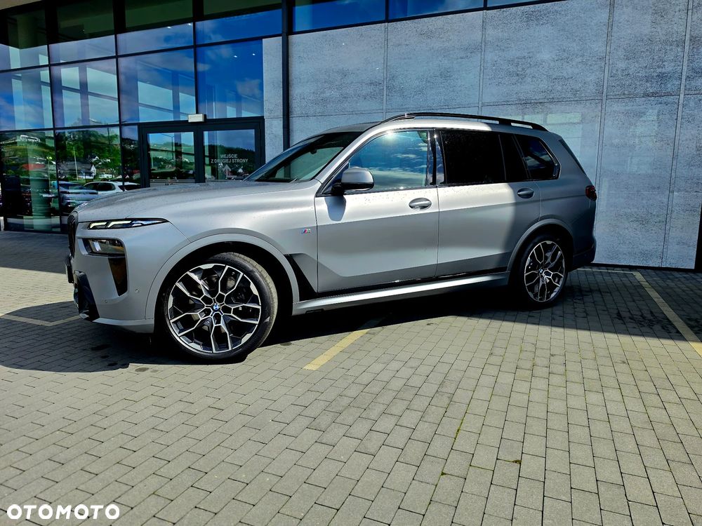 BMW X7 xDrive40d mHEV Individual Edition sport - 3