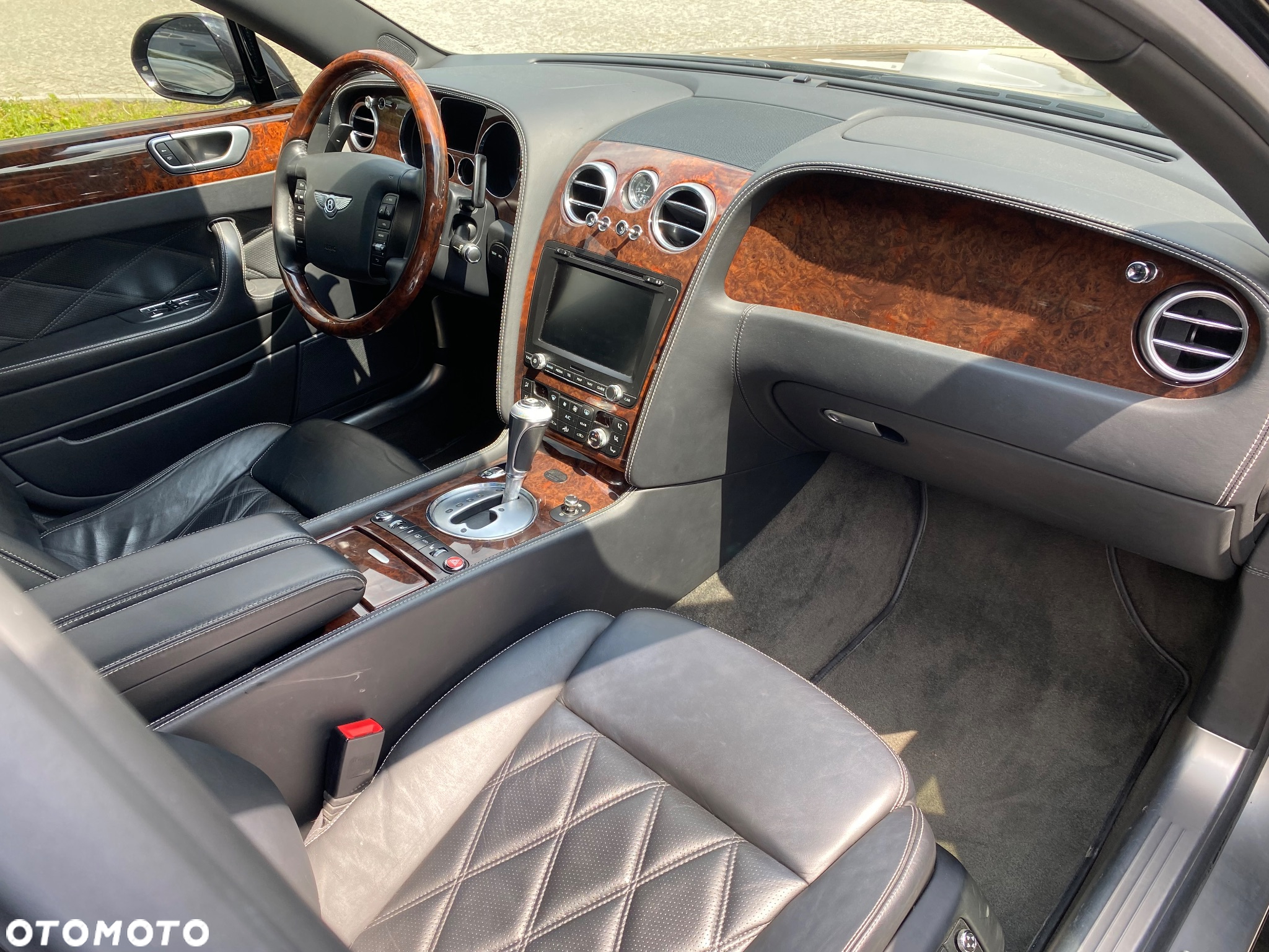 Bentley Flying Spur W12 S - 14