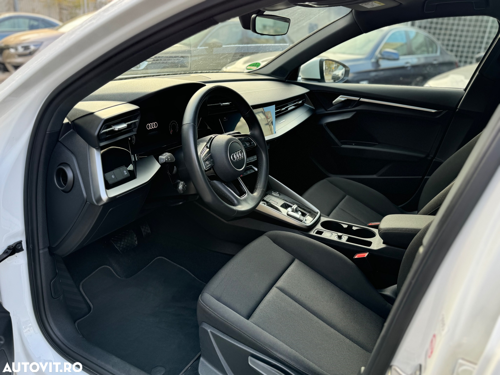 Audi A3 2.0 30 TDI S tronic Advanced - 16