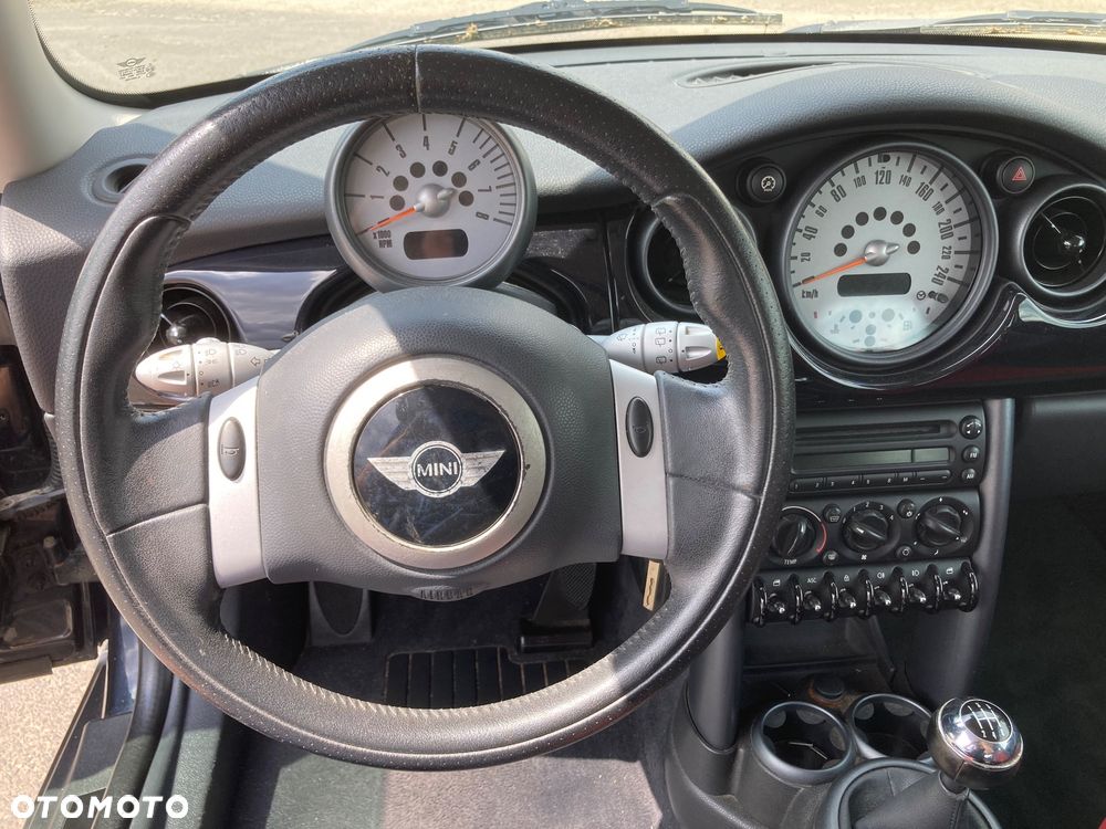 MINI Cooper Seven - 8