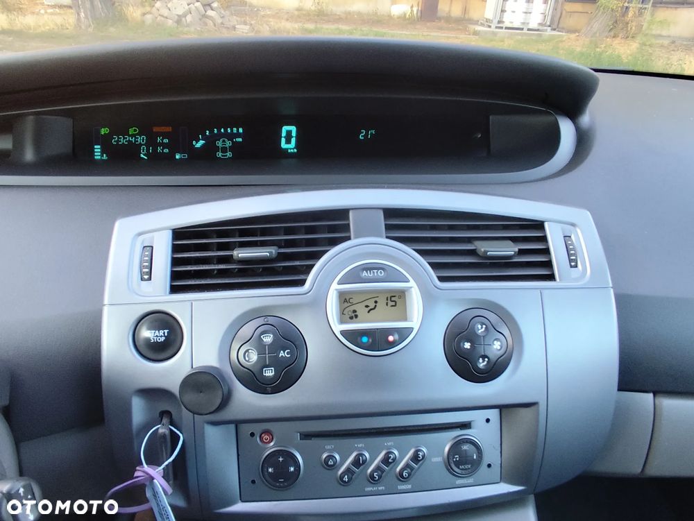 Renault Scenic 2.0 16V Turbo Confort Expression - 20
