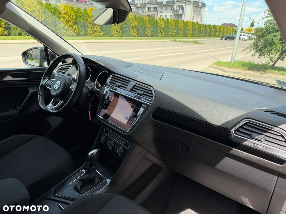 Volkswagen Tiguan 2.0 TDI SCR DSG R-Line - 12