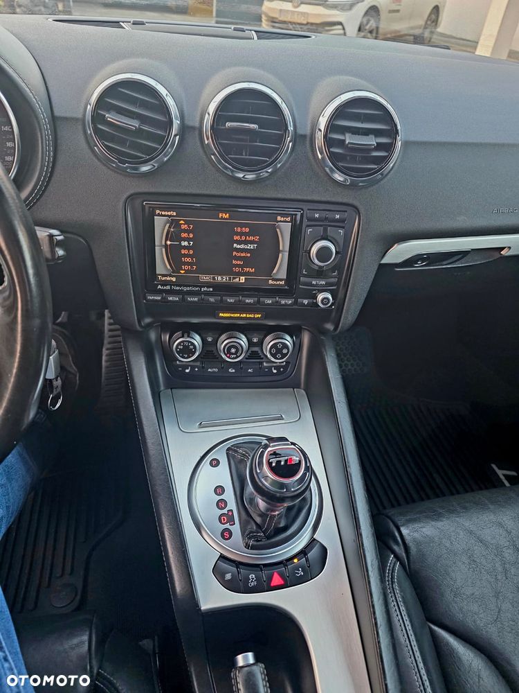 Audi TT S Coupé tronic - 10