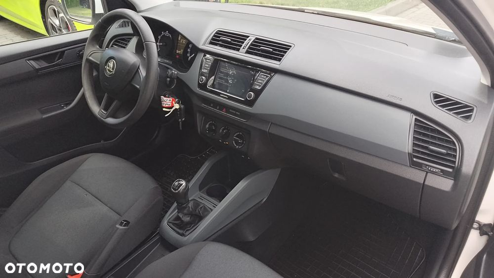 Skoda Fabia 1.0 Active - 16