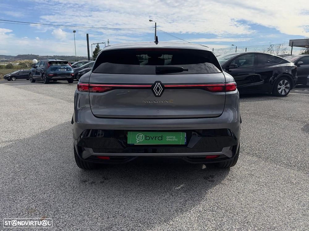 Renault Mégane E-Tech EV60 Techno Autonomia Comfort CA7 - 12