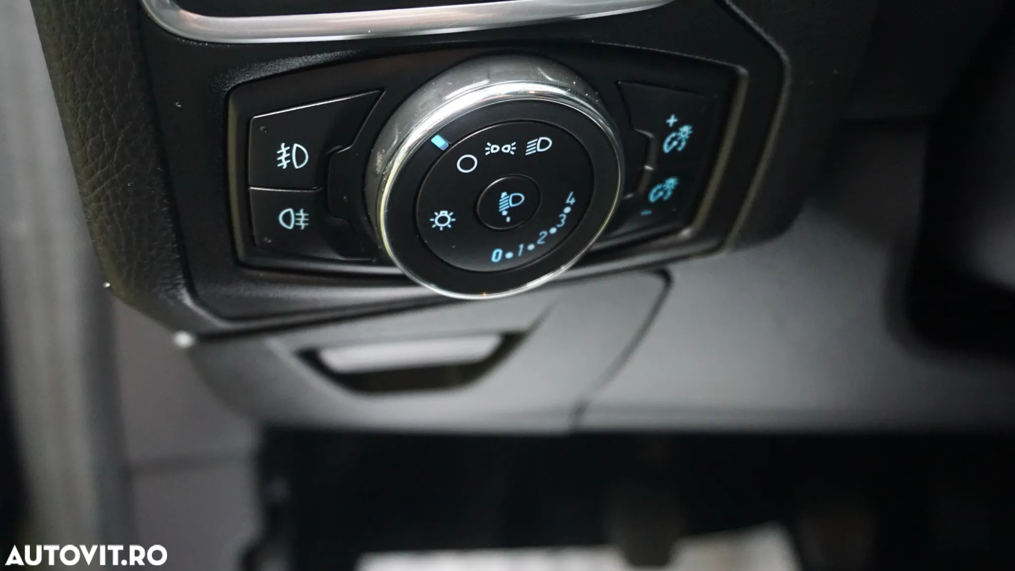 Ford Focus 1.0 EcoBoost Trend Edition - 17