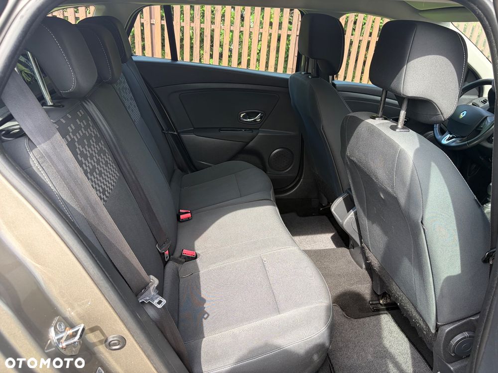 Renault Megane dCi 110 FAP Expression - 27