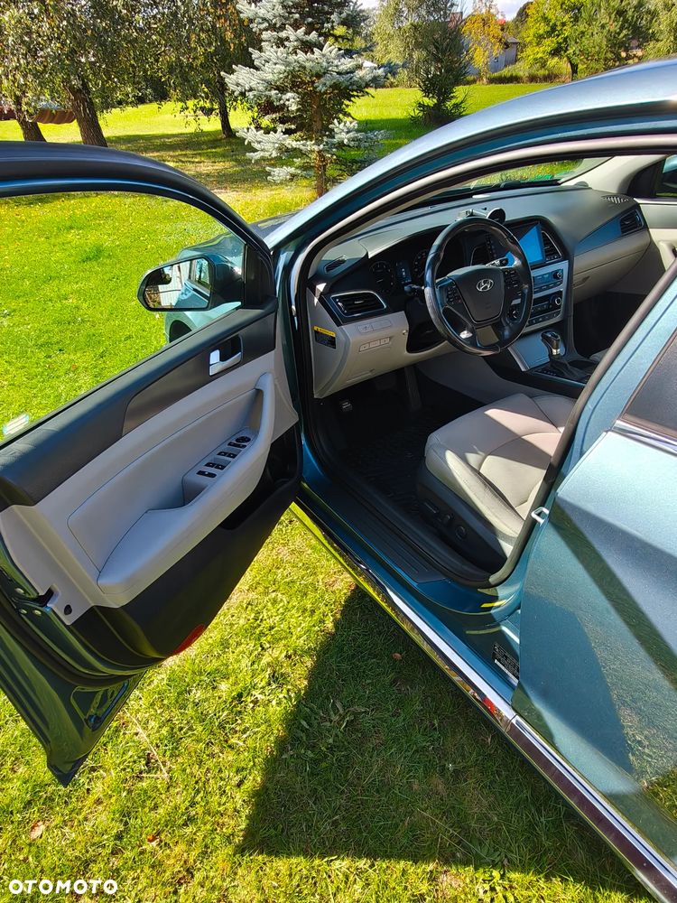 Hyundai Sonata - 7