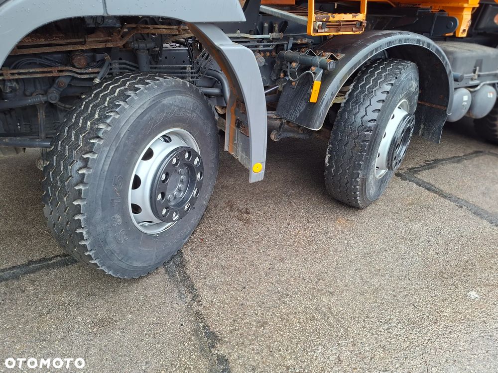 Mercedes-Benz Actros 3241 kiper 8x4 - 24