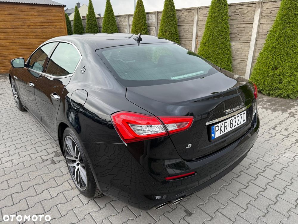 Maserati Ghibli GranSport - 4