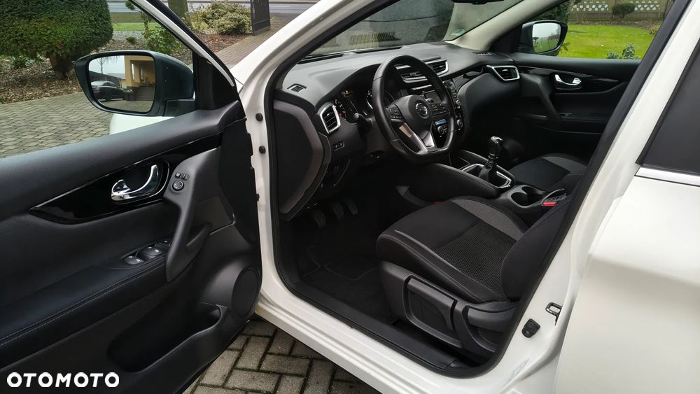 Nissan Qashqai 1.6 DIG-T 360 - 10