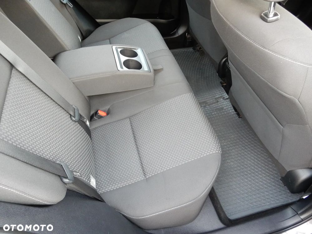 Toyota Corolla 1.4 D-4D Comfort - 14