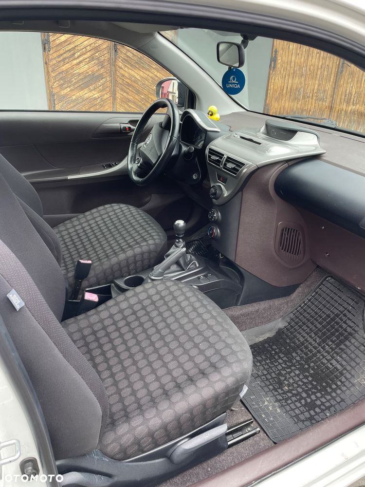 Toyota iQ 1.0 Luna - 7
