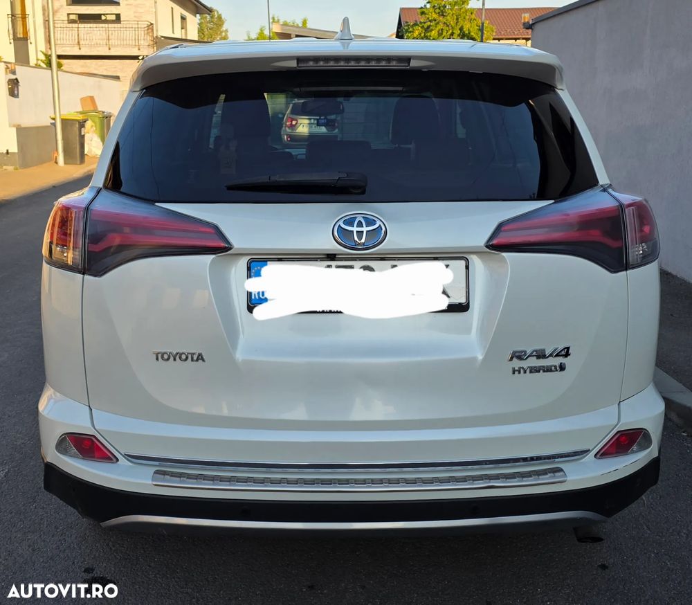 Toyota RAV4 - 2