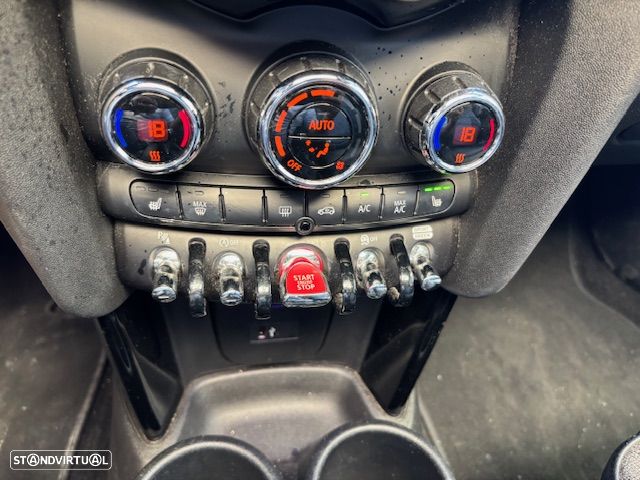 MINI 3 Portas One Sport Edition - 38