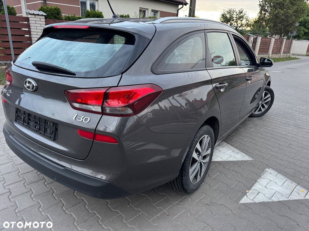 Hyundai i30 1.6 CRDI Passion Plus - 4