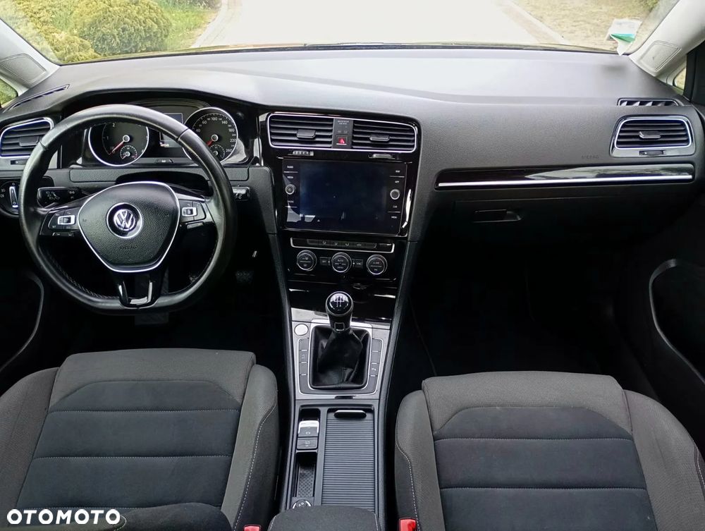 Volkswagen Golf 1.6 TDI (BlueMotion Technology) Trendline - 8