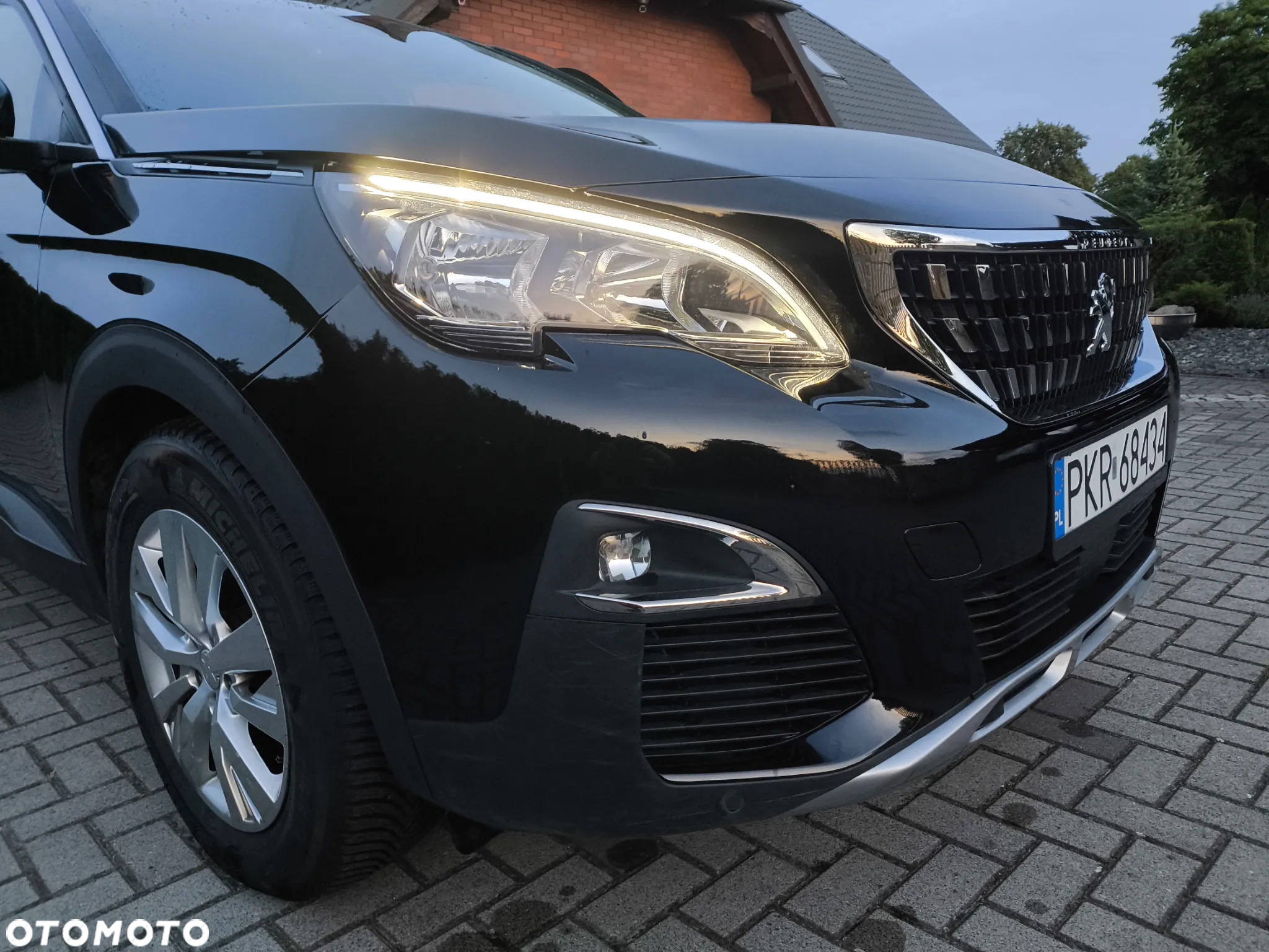Peugeot 3008 BlueHDi 130 Stop & Start EAT8 Allure Pack - 8