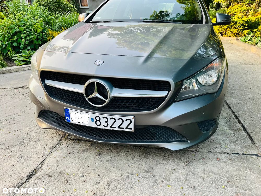 Mercedes-Benz CLA 180 - 1